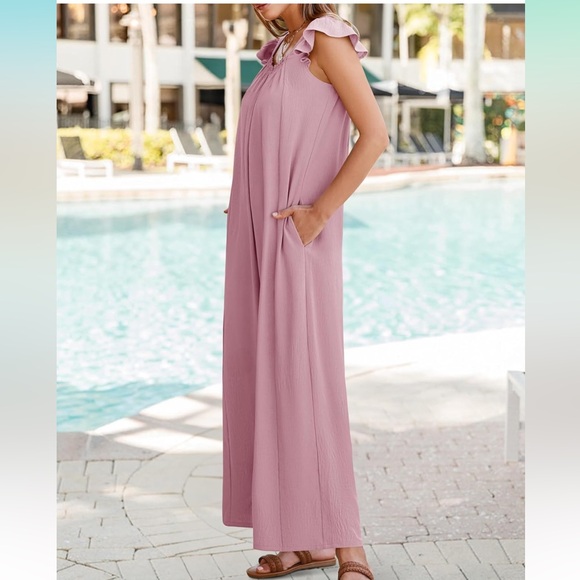 Loose Jumpsuit V Neck Sleeveless Oversized Wide Leg Pant Romper with Pockets - Picture 3 of 5